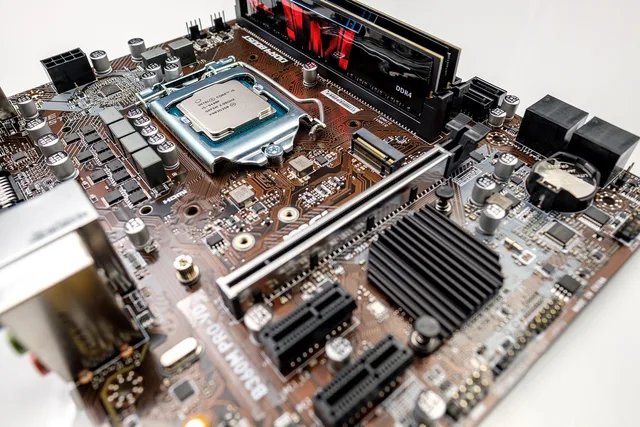 cpu, processor, chip, motherboard, circuit board, pc, computer, hardware, electronics, technology, smd, intel, core, i5, cpu, motherboard, motherboard, motherboard, motherboard, motherboard. Laptop basics: processors, storage, ports, and what actually matters