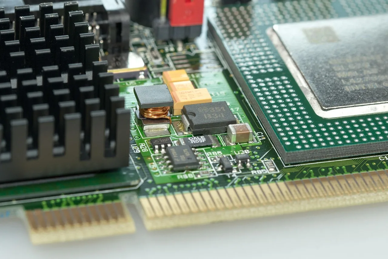 circuit board, motherboard, elko, datailaufnahme, hardware, computer, chip, it, solder joint, soldering, macro, motherboard, motherboard, motherboard, motherboard, motherboard, chip, soldering, soldering, soldering. Right to repair electronics Canada: What blocks DIY fixes