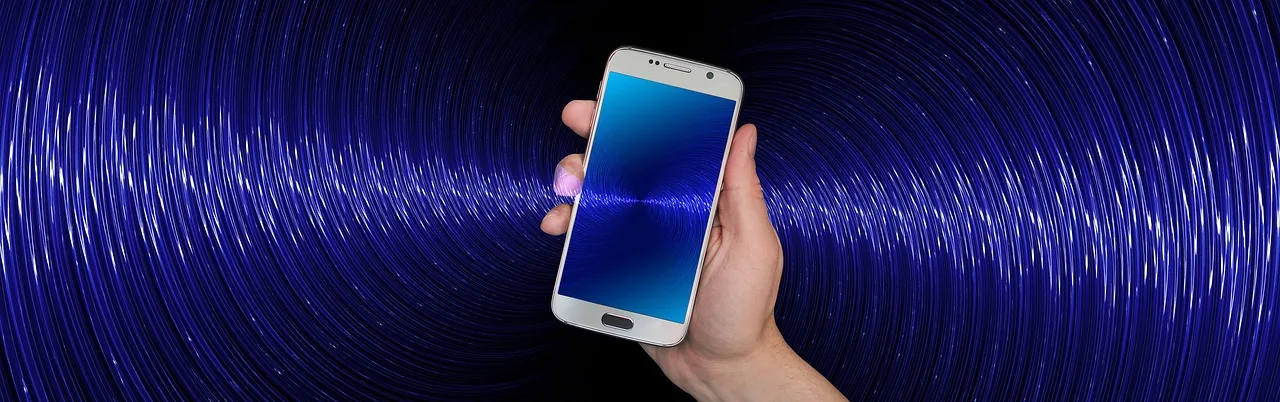 smartphone, hand, keep, send, receive, waves, technology, bluetooth, wlan, reception, bluetooth, bluetooth, bluetooth, bluetooth, bluetooth. Cellular, Wi-Fi, Bluetooth, NFC, and GPS: smartphone connections compared