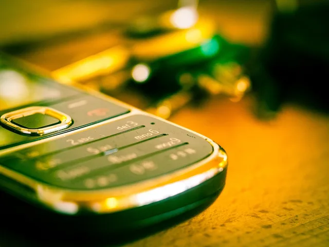mobile, phone, smartphone, make a phone call, key, handphone, business, connection, cellphone, accessible, approachable, radiotelephone, handphone, handphone, handphone, handphone, handphone. How WEA emergency alerts and accessibility features work on US phones